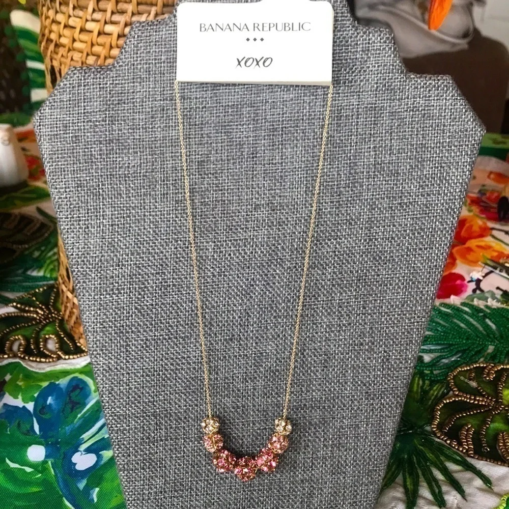 Brand New Banana Republic Pink Rhinestone Necklace